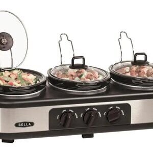 3 x 1.5-Quart Triple Slow Cooker - Stainless Steel/Black ( NEW WITH BOX)